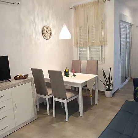 Сasa de vacaciones Alzahira 1